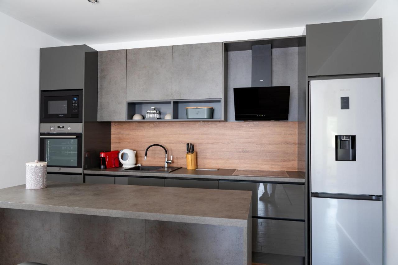 Onyx Apartment สปลิท ภายนอก รูปภาพ